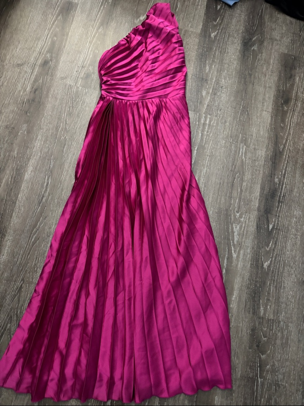 A&F One-Shoulder Fuchsia Pleated Maxi Dress